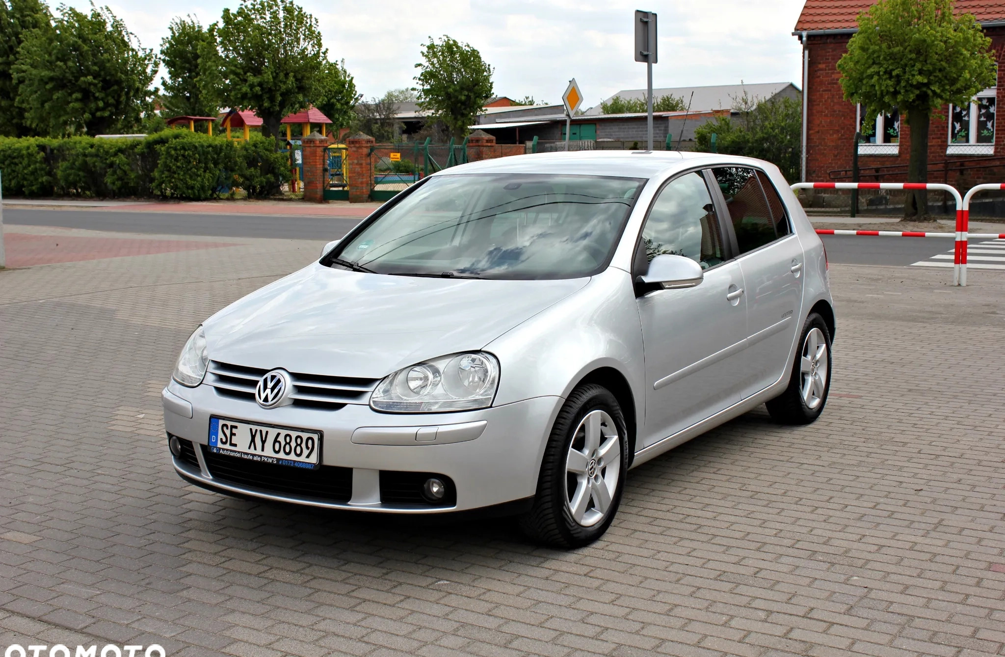 Volkswagen Golf cena 15800 przebieg: 210000, rok produkcji 2007 z Pleszew małe 436